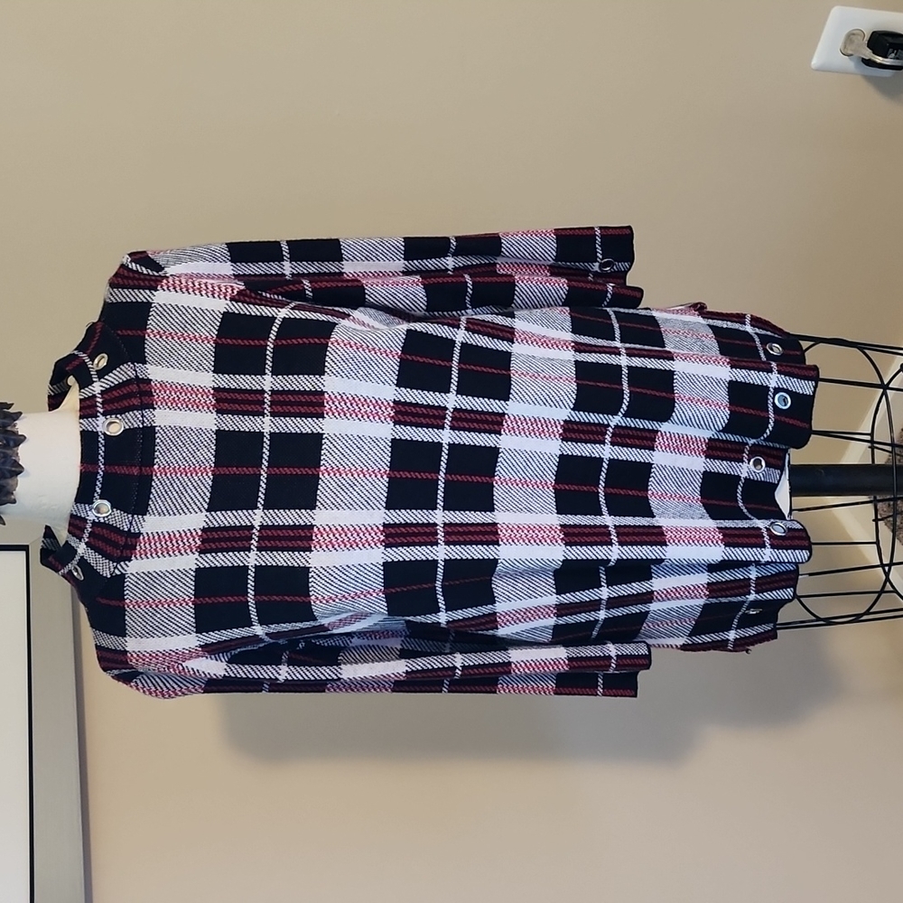 Plaid Belldini Sweater with rivet detail on neck and sleeves L